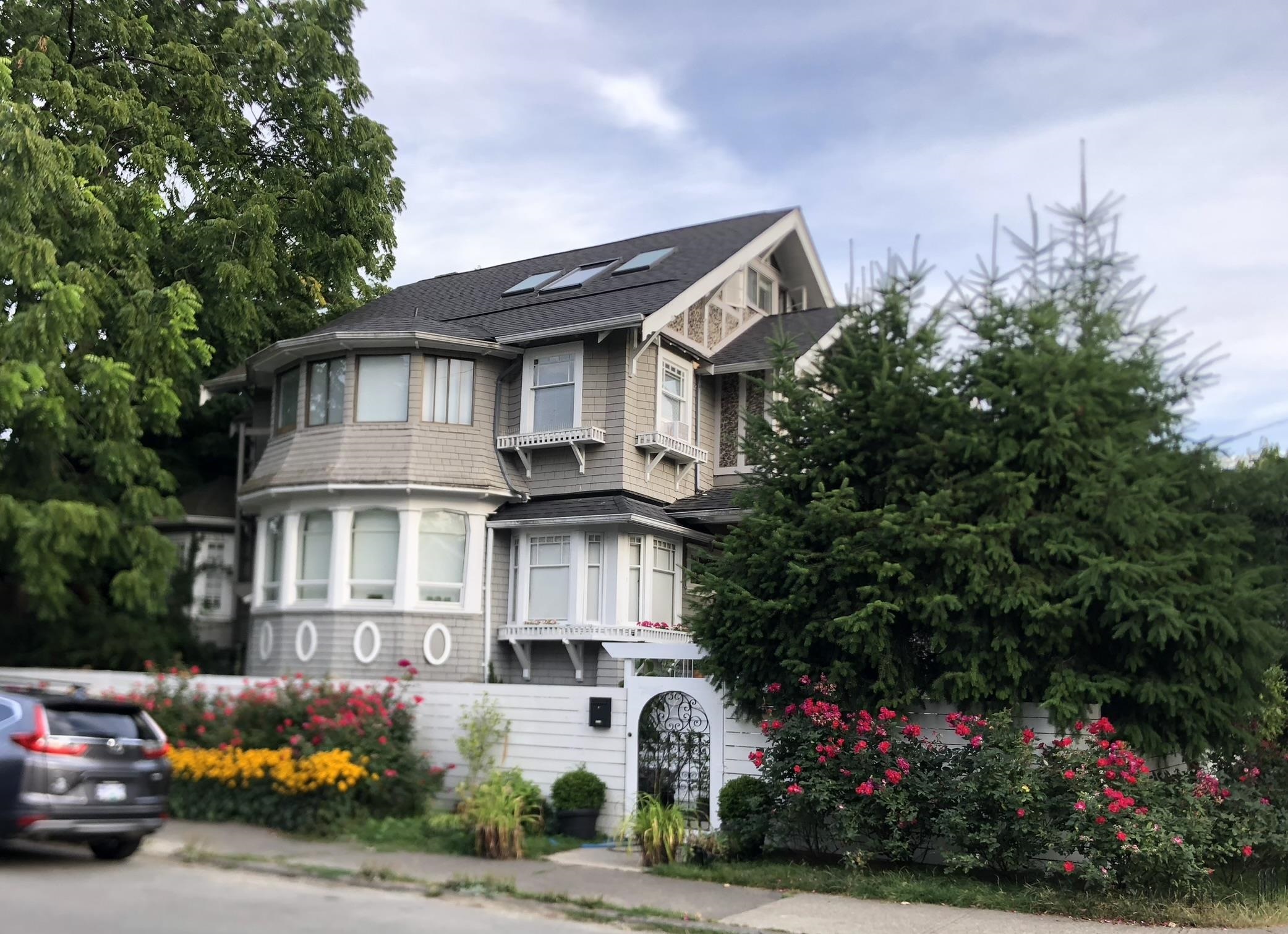 1902 BLENHEIM STREET, Vancouver, British Columbia House/Single Family, 10 Bedrooms, 7 Bathrooms, Residential Detached,For Sale, MLS-R2869352
