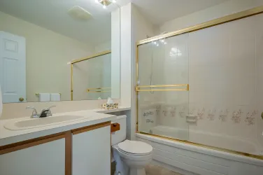 Main bathroom