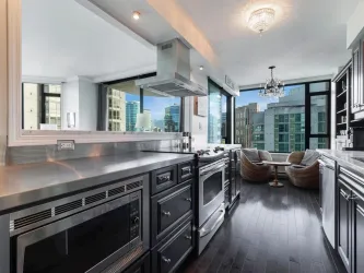 Open kitchen wall for a city view